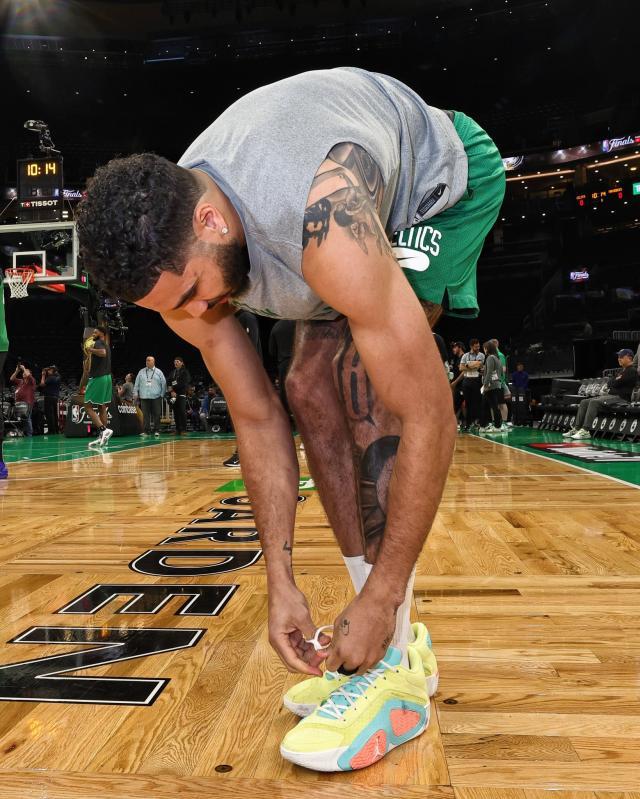 开云服务-塔图姆：总决赛当然有压力 但我想要享受这一切